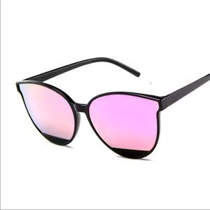 NEW Pink Retro Cat Eye Sunglasses Mirrored UV400